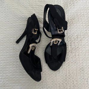Fendi Heels (36) *GOOD CONDITION*